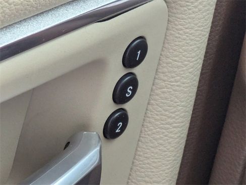 Used 2020 RAM 3500 Laramie image 32