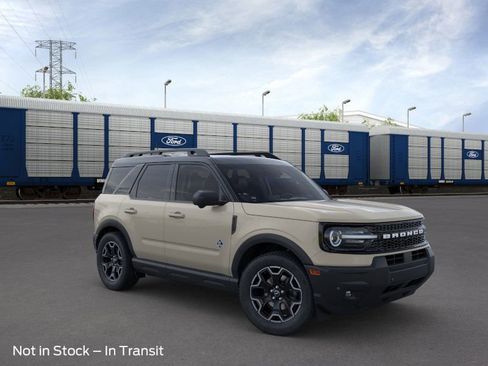 New 2025 Ford Bronco Sport Outer Banks w/ Outer Banks Tech Package+ AWD/4WD image 7