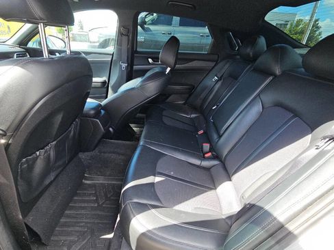 Used 2022 Kia K5 GT-Line image 11