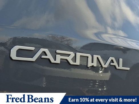 New 2026 Kia Carnival EX image 20