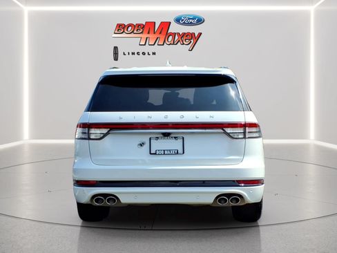 Used 2024 Lincoln Aviator Reserve w/ Equipment Group 201A AWD/4WD image 5