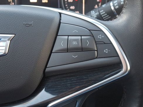 Used 2025 Cadillac XT5 Premium Luxury w/ Technology Package image 23