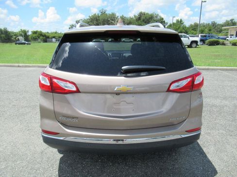 Used 2019 Chevrolet Equinox Premier FWD image 6