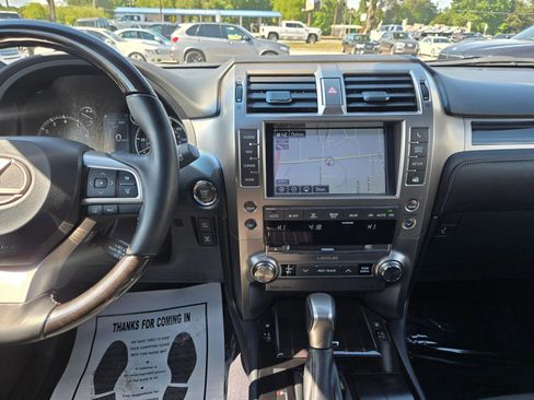 Used 2021 Lexus GX 460 Premium w/ Premium Package AWD/4WD image 15