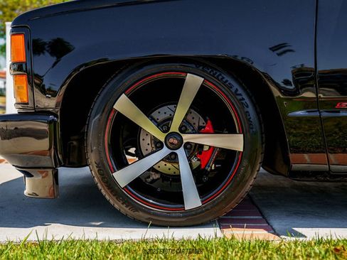 Used 1990 Chevrolet Silverado 1500 454 SS image 86