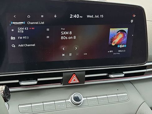 Used 2024 Hyundai Elantra SEL FWD image 15
