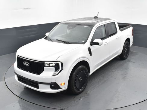 New 2025 Ford Maverick Lobo image 20