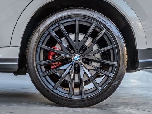 Used 2021 BMW X6 xDrive40i w/ M Sport Package image 15