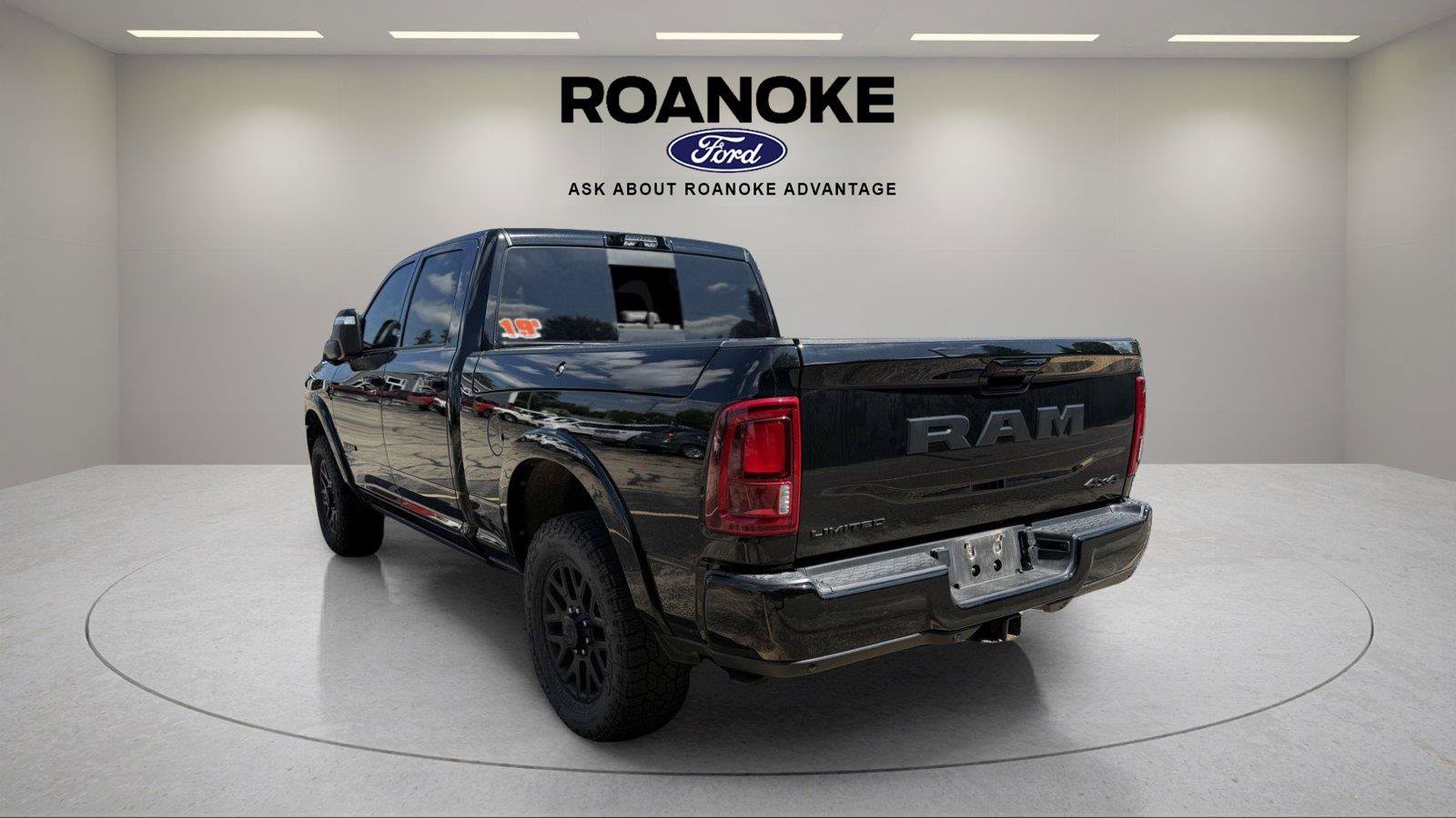 Used 2026 RAM 3500 Limited AWD/4WD image 7