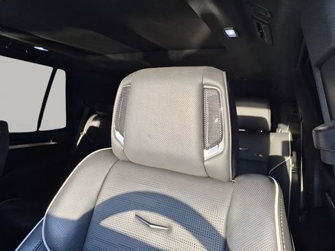 Certified 2025 Cadillac Escalade Sport w/ Touring Package image 32