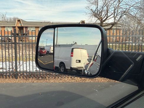 Used 2018 RAM 2500 Big Horn w/ Harvest Edition image 15