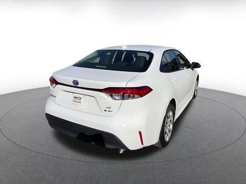 Used 2025 Toyota Corolla LE image 12