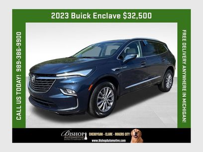 Used 2023 Buick Enclave Essence w/ Trailering Package, 5000 lbs.
