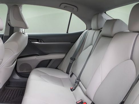 Used 2023 Toyota Camry XLE w/ Navigation Package FWD image 21