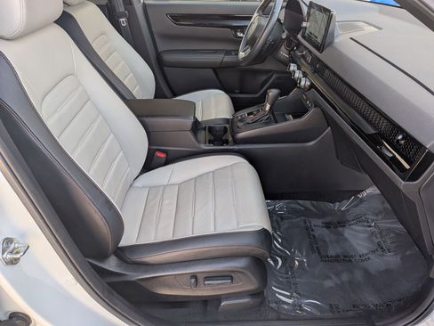 Certified 2023 Honda CR-V Sport Touring image 32