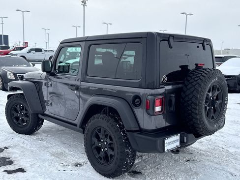Used 2022 Jeep Wrangler Willys image 5