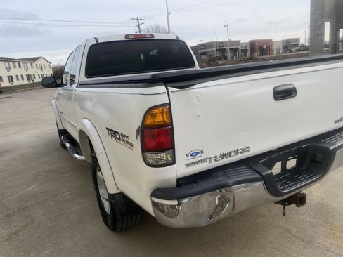 Used 2001 Toyota Tundra Limited image 7
