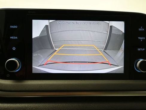 Used 2023 Hyundai Sonata SE FWD image 19