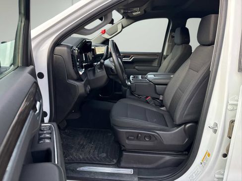 Used 2025 Chevrolet Silverado 1500 LT w/ Work Truck Package image 10