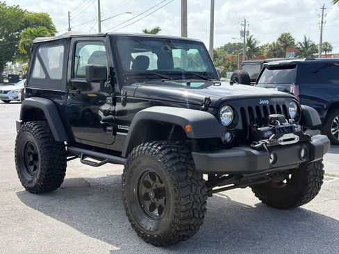 Used 2017 Jeep Wrangler Sport w/ Quick Order Package 24S AWD/4WD image 7