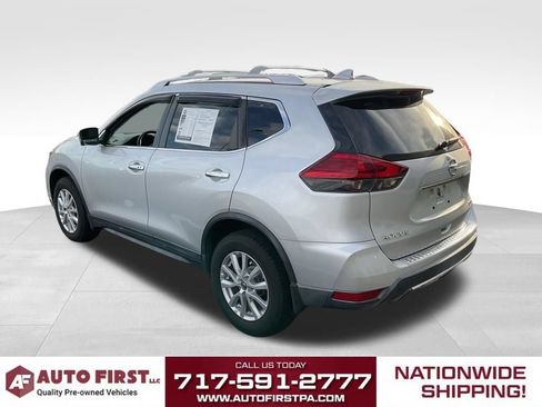 Used 2017 Nissan Rogue SV w/ SV Premium Package AWD/4WD image 5