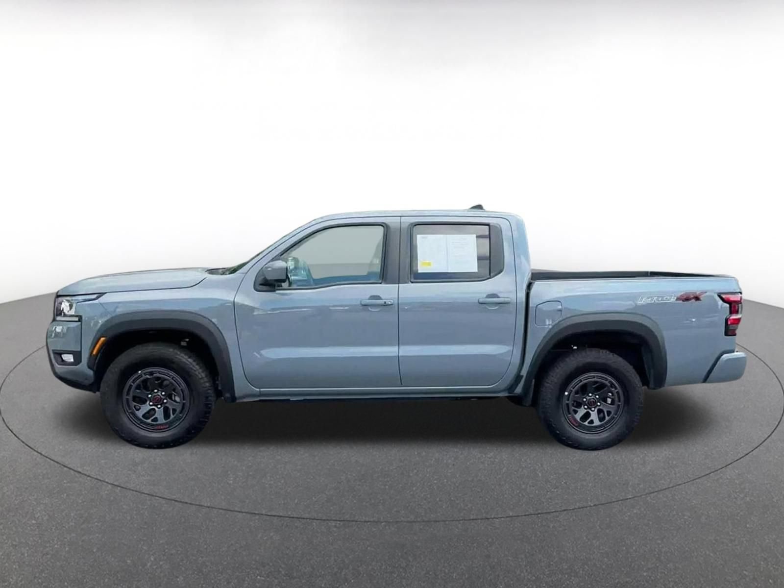 Used 2026 Nissan Frontier PRO-4X AWD/4WD image 8