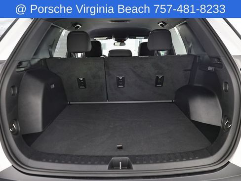 Used 2026 Chevrolet Equinox LT AWD/4WD image 32