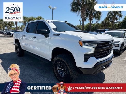 Used 2024 Chevrolet Silverado 1500 LT Trail Boss w/ Convenience Package II AWD/4WD image 9
