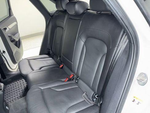 Used 2018 Audi Q3 2.0T Premium AWD/4WD image 28