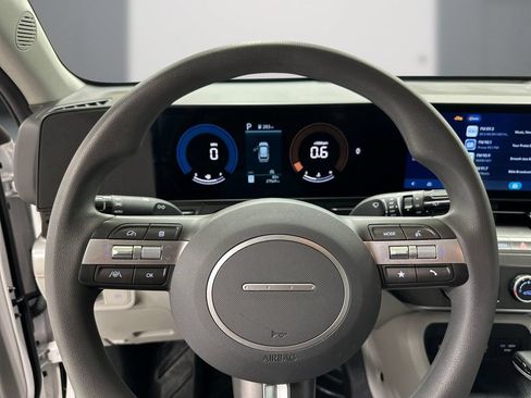 Certified 2025 Hyundai Kona SE FWD image 23