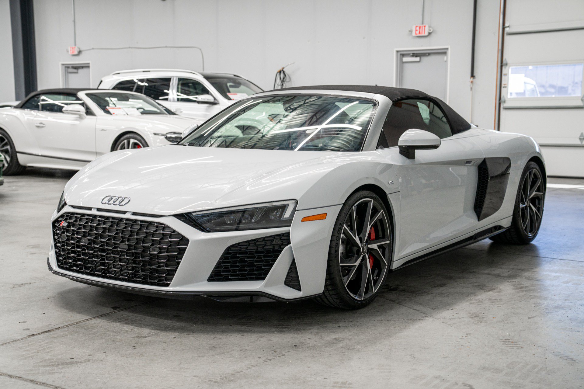 Used 2023 Audi R8 V10 performance RWD image 40