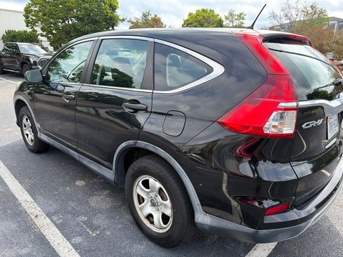 Used 2015 Honda CR-V LX image 2