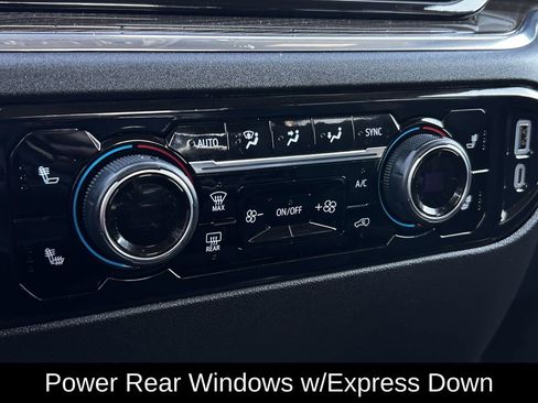 Used 2024 Chevrolet Silverado 2500 LT image 17