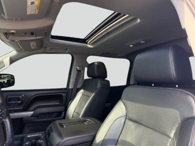 Used 2017 Chevrolet Silverado 1500 LTZ Z71 w/ LTZ Plus Package AWD/4WD image 34