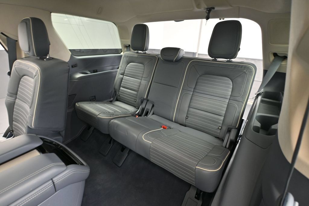 Used 2019 Lincoln Navigator Black Label AWD/4WD image 33