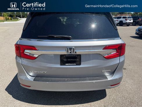 Used 2018 Honda Odyssey Touring image 7
