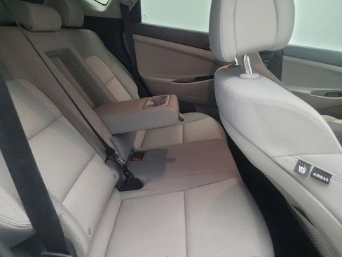 Used 2017 Hyundai Tucson SE w/ SE Popular Package 02 AWD/4WD image 19