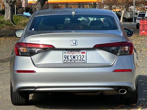 Certified 2024 Honda Civic Sport image 5