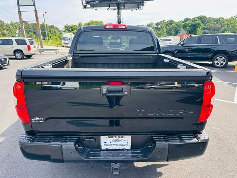 Used 2015 Toyota Tundra Limited w/ Limited Premium Package RWD image 4