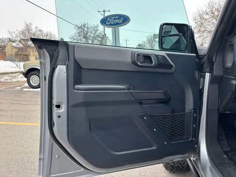 Used 2024 Ford Bronco Black Diamond image 12