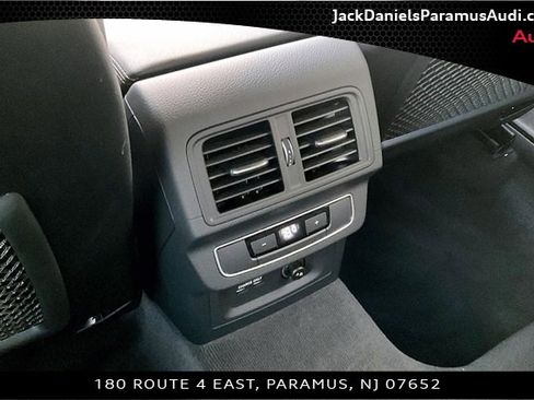 Used 2023 Audi Q5 2.0T Premium image 22