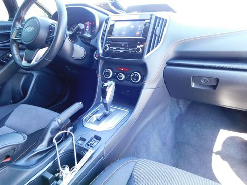 Used 2023 Subaru Crosstrek 2.0i Premium image 19