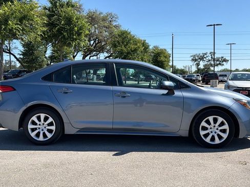 Used 2024 Toyota Corolla LE FWD image 4