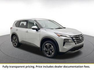 Used 2025 Nissan Rogue SV FWD video 1