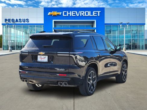 New 2026 Chevrolet Traverse High Country image 5