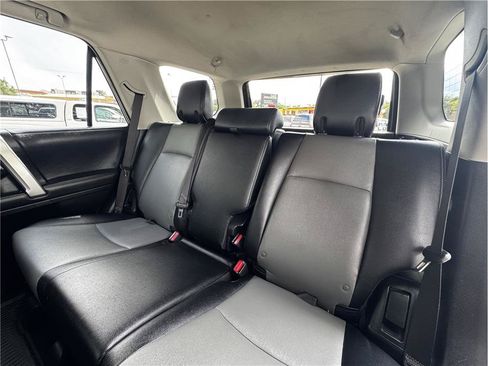 Used 2018 Toyota 4Runner SR5 Premium AWD/4WD image 16