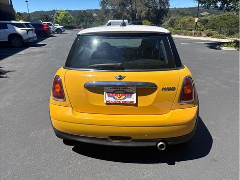 Used 2008 MINI Cooper Hardtop FWD image 8