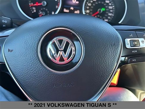 Used 2021 Volkswagen Tiguan S image 19