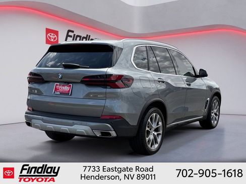 Used 2024 BMW X5 xDrive40i w/ Parking Assistance Package AWD/4WD image 3