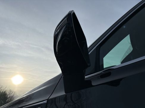 Certified 2023 GMC Yukon XL Denali image 38